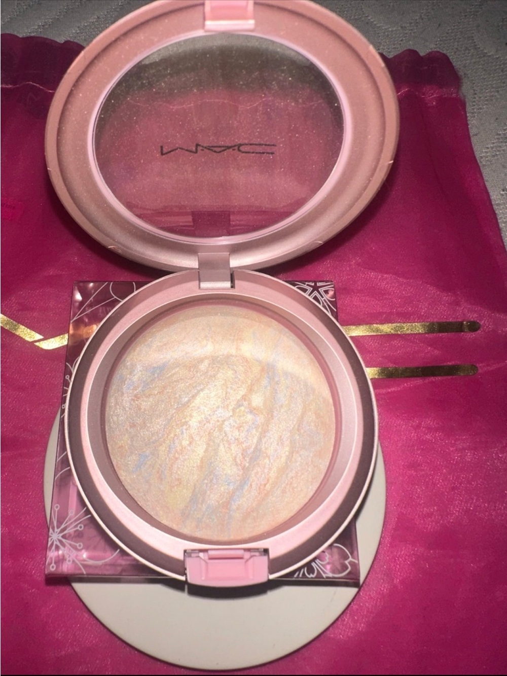 MAC Cosmetics Lightscapade Mineralize Skinfinish